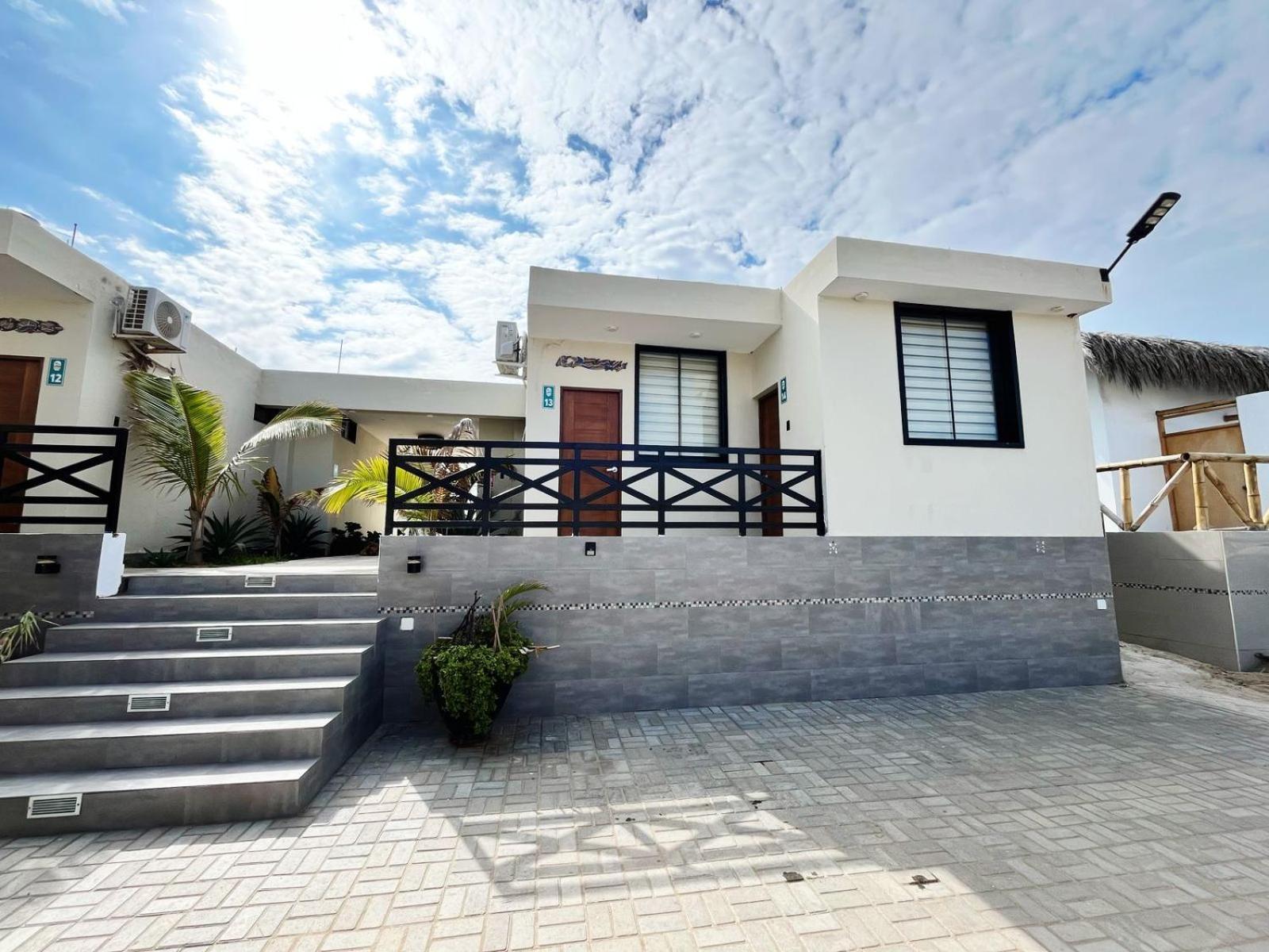 Riviera Vichayito Hotel Ngoại thất bức ảnh
